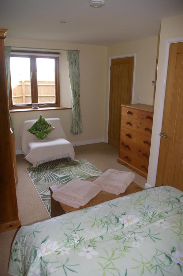 Ty Nant Cottages And Suites Carterton Exteriér fotografie
