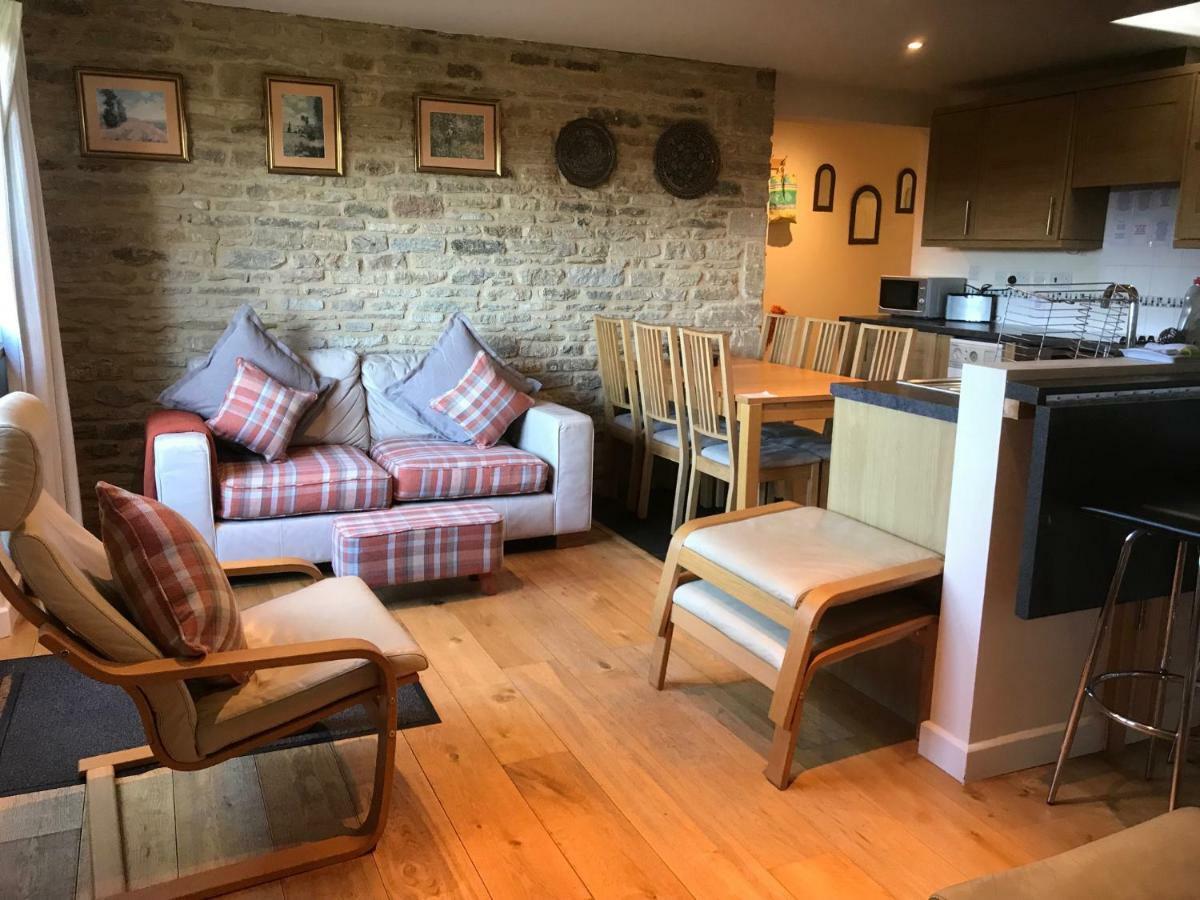 Ty Nant Cottages And Suites Carterton Exteriér fotografie