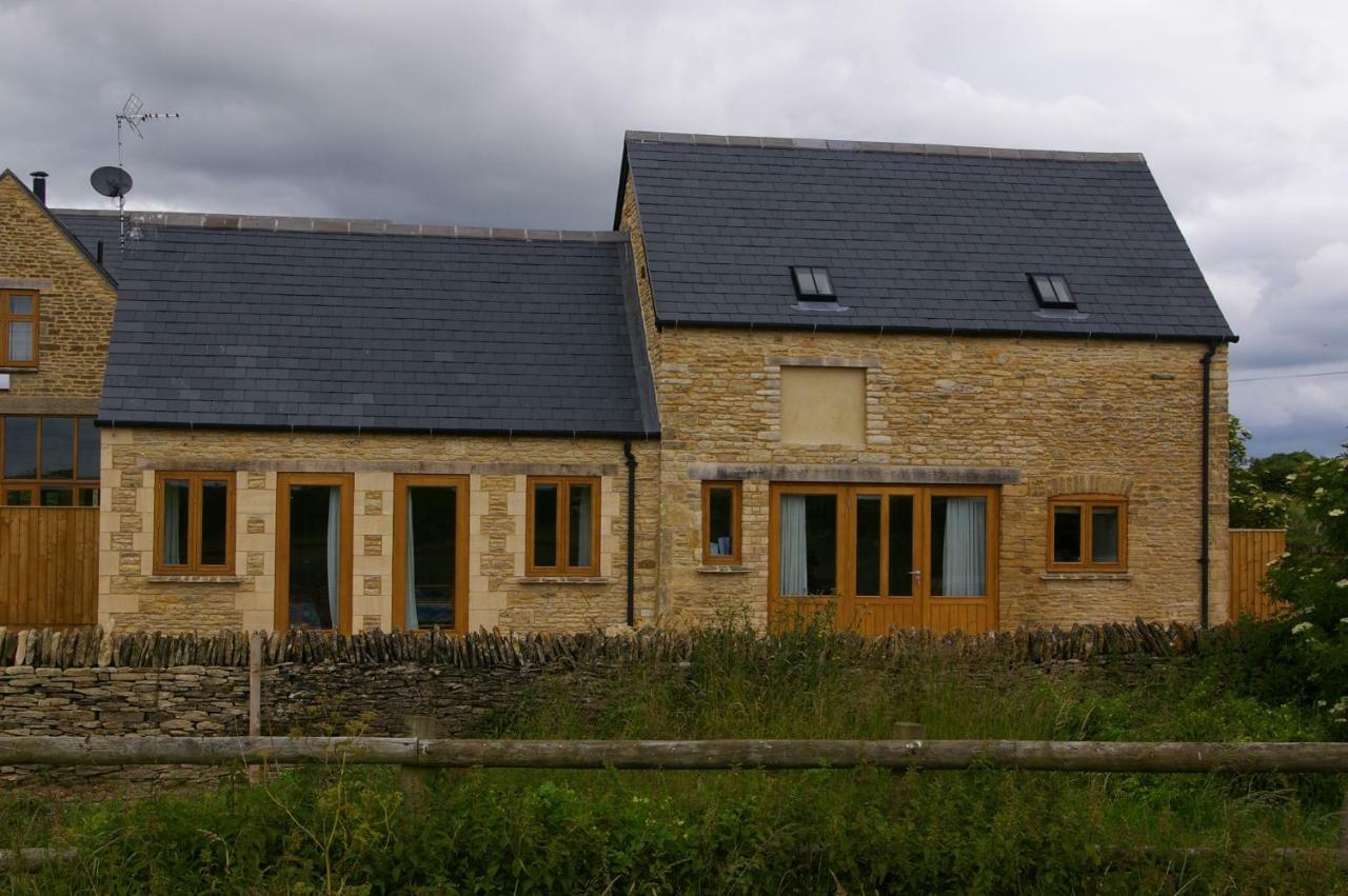 Ty Nant Cottages And Suites Carterton Exteriér fotografie